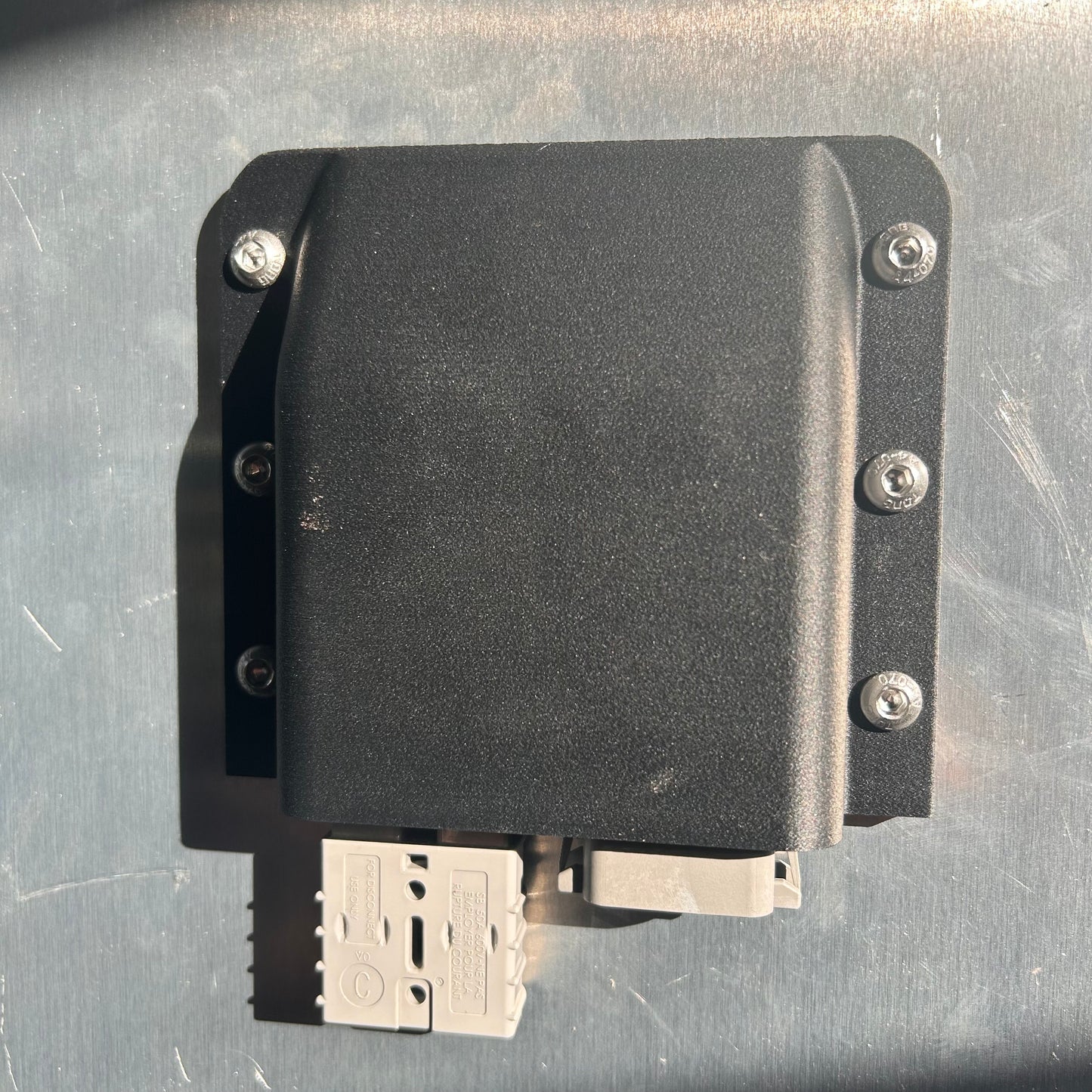 12 pin and anderson plug mount